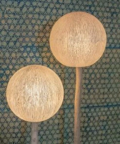 Now’s Home Lampadaire En Fibre De Verre Et Pied En Racine De Bois H139cm -Boutique Belamp lampadaire en fibre de verre et pied en racine de bois h139cm 2