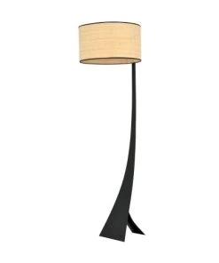 Wonderlamp Lampadaire Naturel Avec Structure Noire Et Abat-jour En Rotin -Boutique Belamp lampadaire naturel avec structure noire et abat jour en rotin 2