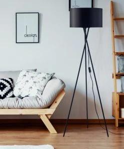 Altobuy Lampadaire Trépied En Métal Noir Abat-jour Tissu Noir Et Or -Boutique Belamp lampadaire trepied en metal noir abat jour tissu noir et or 2